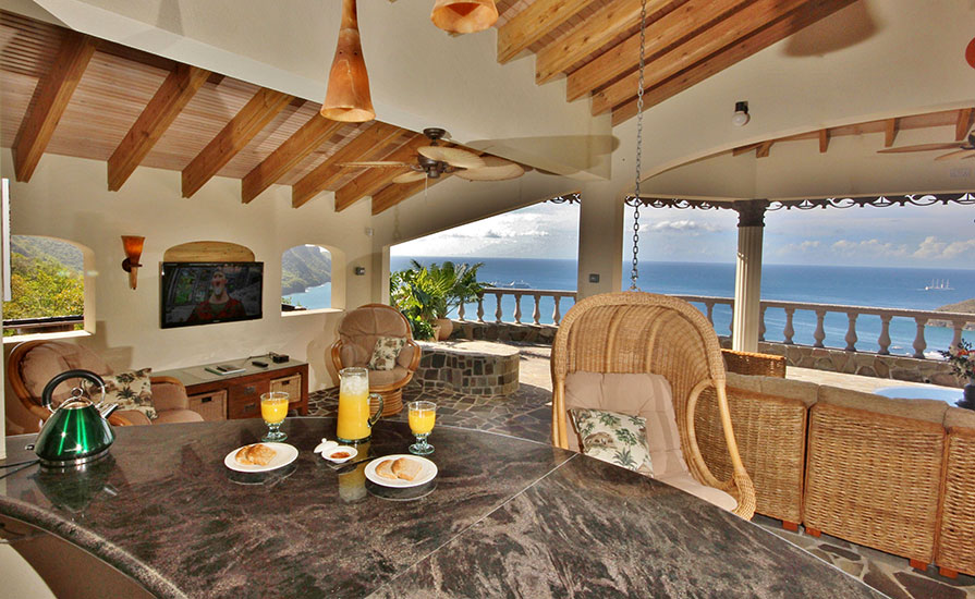 Penthouse Suite Gallery | Tropical Hideaway Bequia - Tropical Beachside Penthouse Suite