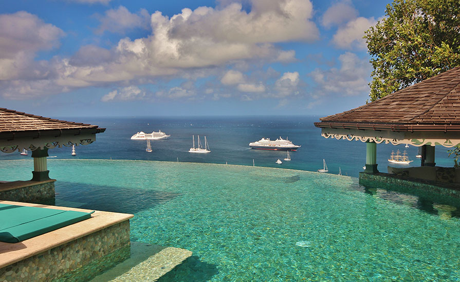 Infinity Pool & Caribbean Sea Gallery | Tropical Hideaway Bequia